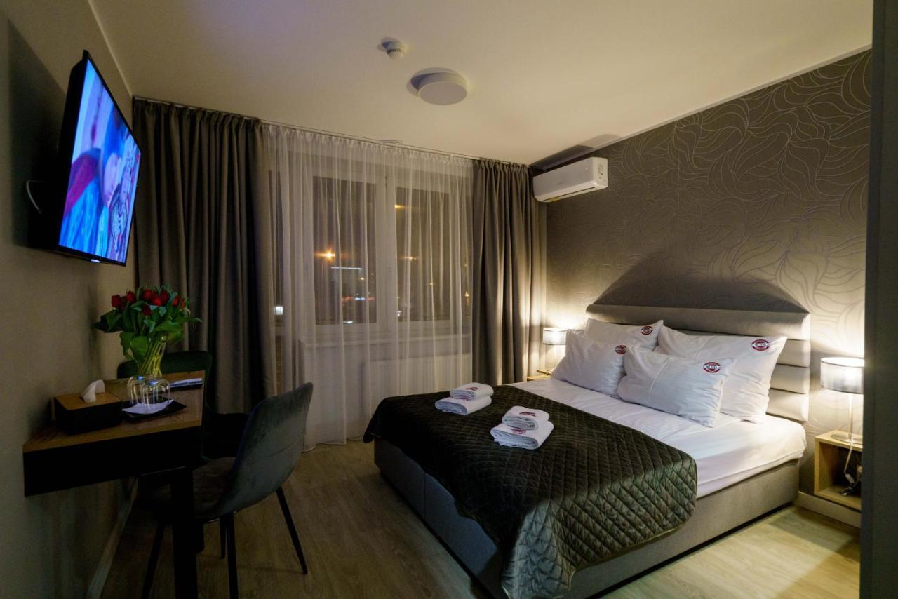 Kamienica No 111A Warsaw Airport Aparthotel ภายนอก รูปภาพ