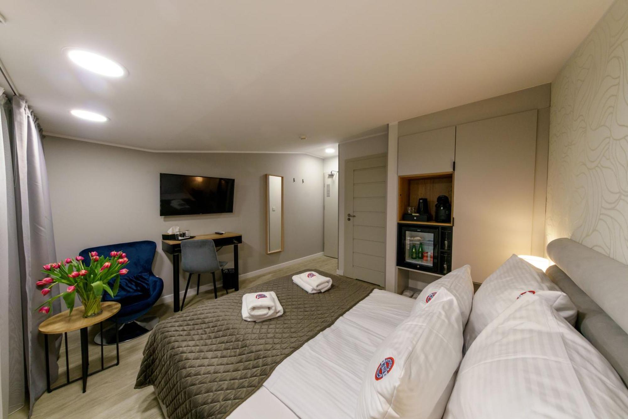 Kamienica No 111A Warsaw Airport Aparthotel ภายนอก รูปภาพ